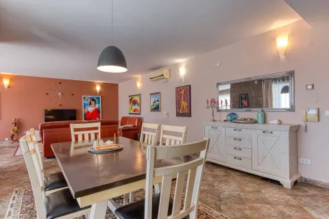 Sale, house, 495m², Ivanovići, Budva - image 8