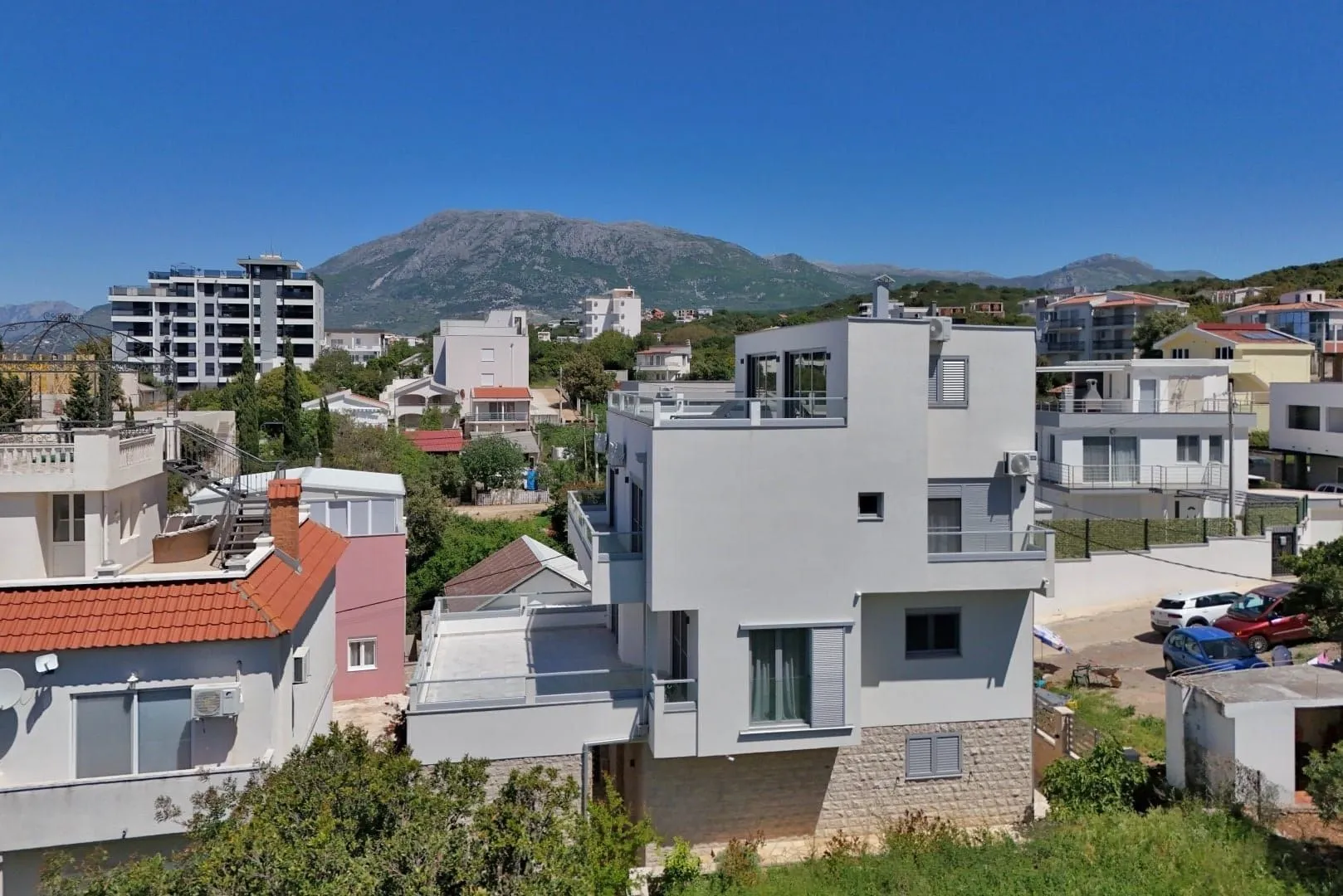 Sale, house, 272m², Utjeha, Bar