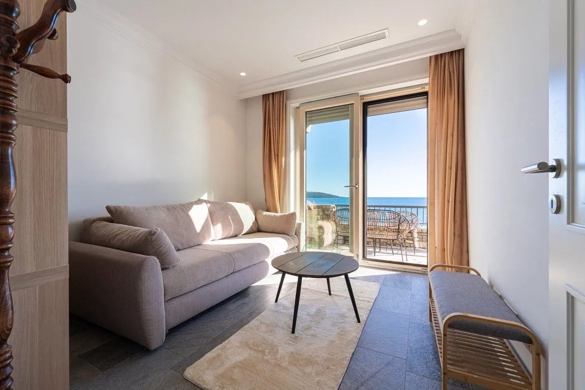 Prodaja, trosoban stan, 108m², Luštica, Tivat