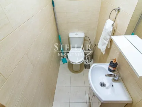 Izdavanje, jednosoban stan, 45m², Pobrežje, Podgorica - image 8