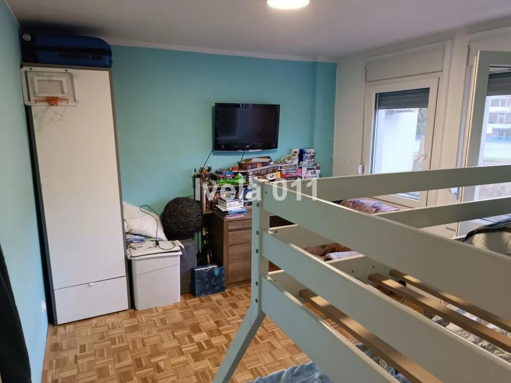 Prodaja, trosoban stan, 73m², Novi Beograd Sve Podlokacije, Beograd