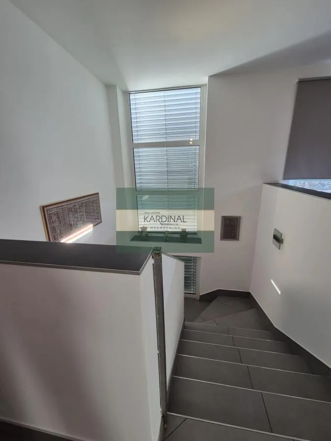 Prodaja, kuća, 528m², Budžino brdo, Jagodina