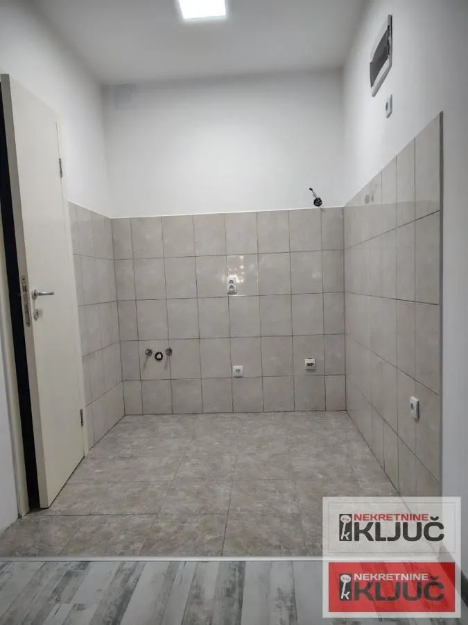 Prodaja, dvosoban stan, 50m², Telep, Novi Sad Sve Podlokacije