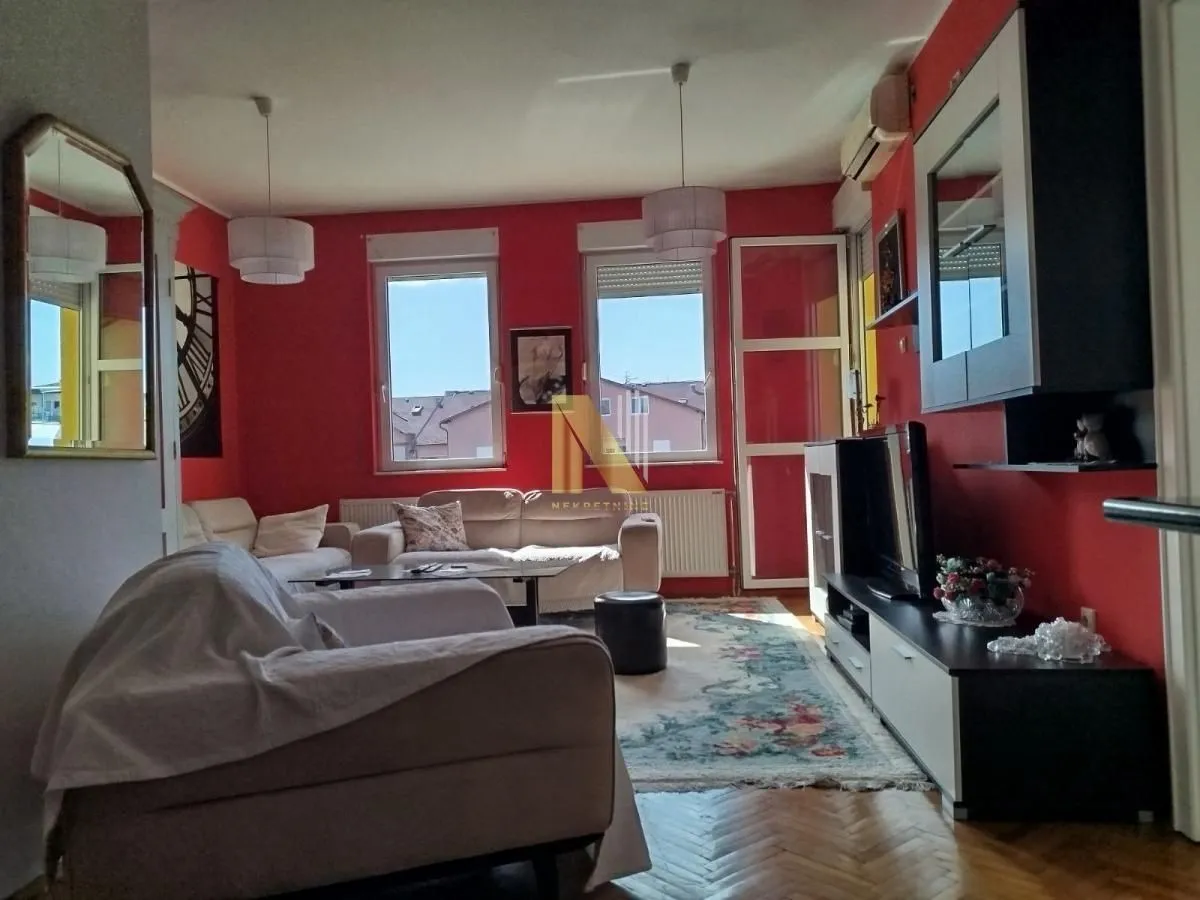 Sale, four bedroom apartment, 120m², Centar, Novi Sad