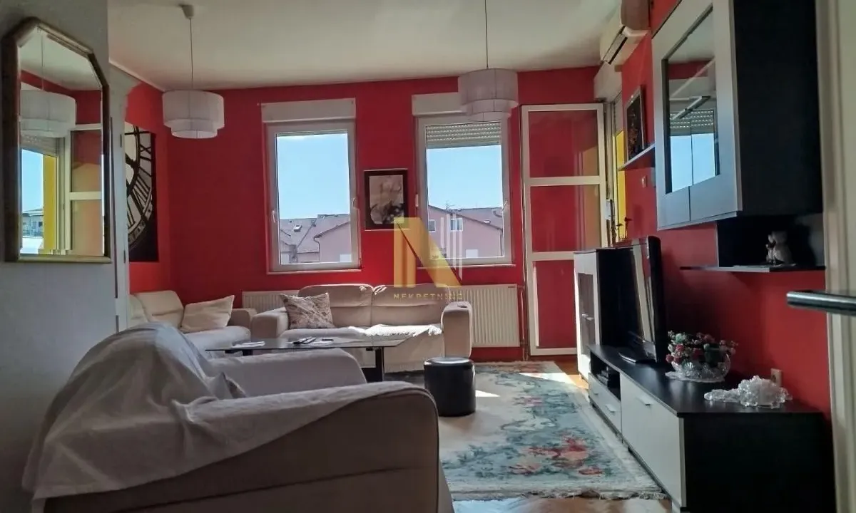 Sale, four bedroom apartment, 120m², Centar, Novi Sad