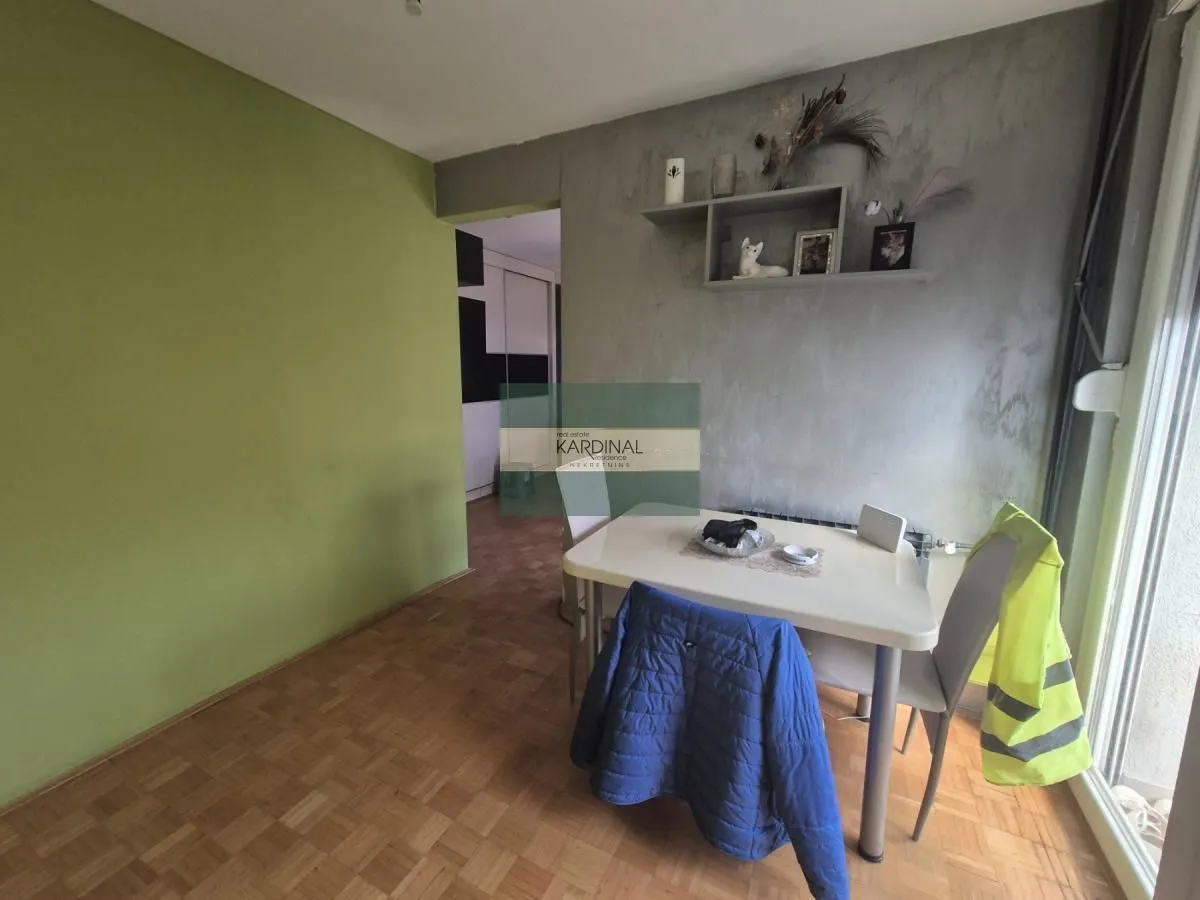 Prodaja, dvosoban stan, 53m², Centar, Jagodina