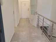 Izdavanje, poslovni prostor, 220m², Drpe Mandića, Podgorica - image 7