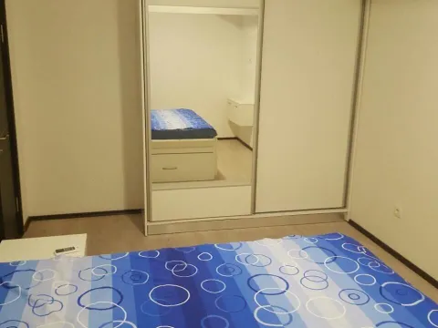 Rent, one bedroom apartment, 45m², Budva, Crna Gora - image 4