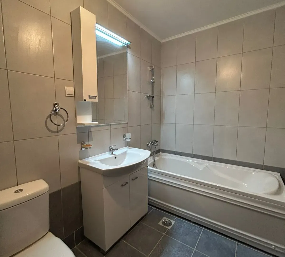 Sale, one bedroom apartment, 85m², Petrovac, Budva