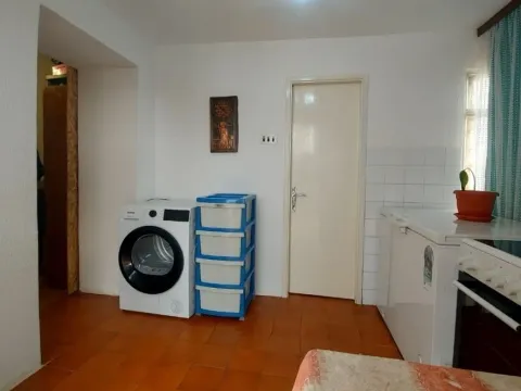 Prodaja, kuća, 67m², Centar, Nikšić - image 10