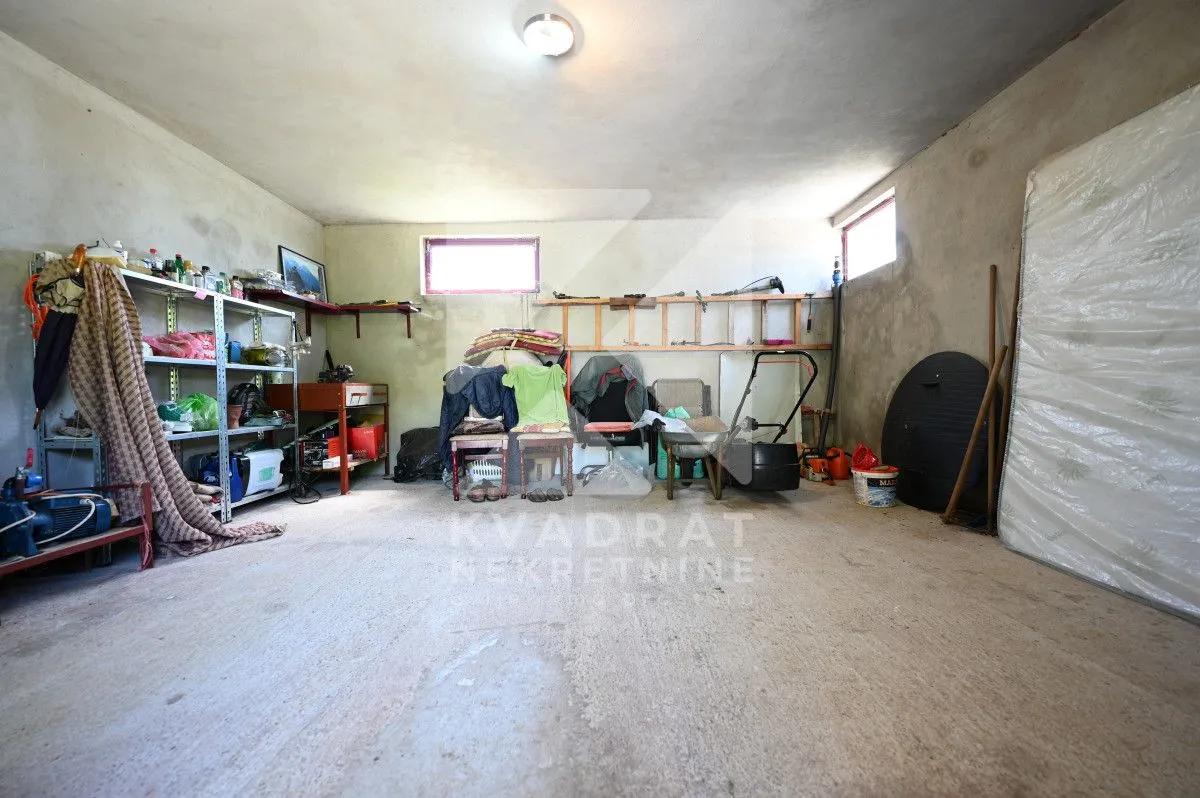 Prodaja, kuća, 80m², Mareza, Podgorica