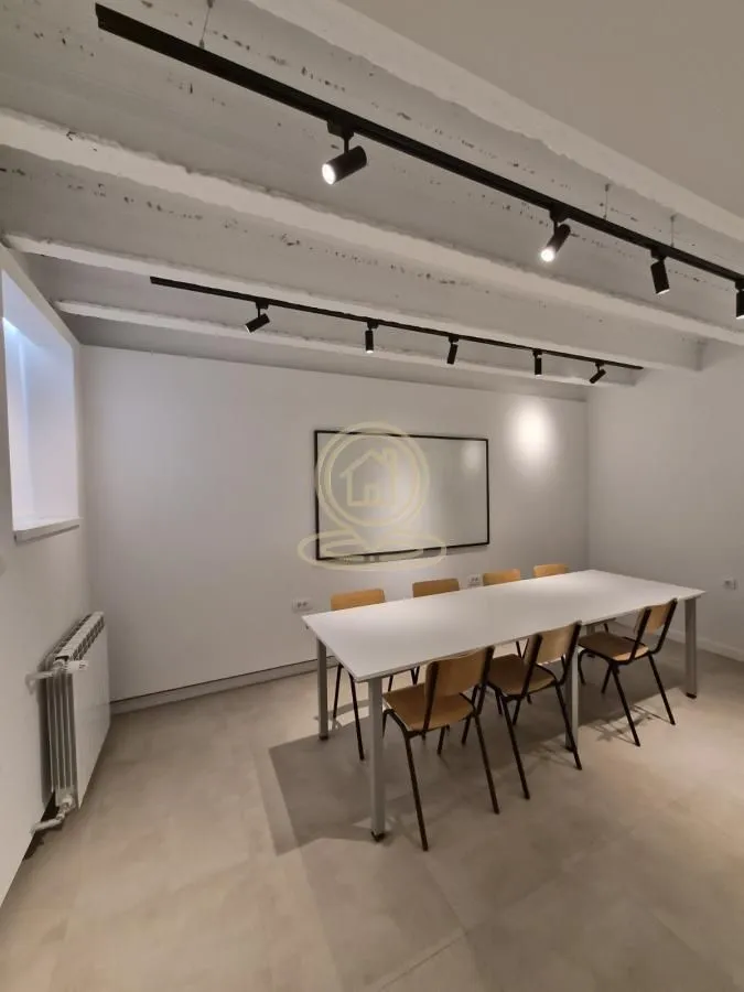 Rent, office space, 30m², Vračar Sve Podlokacije, Beograd
