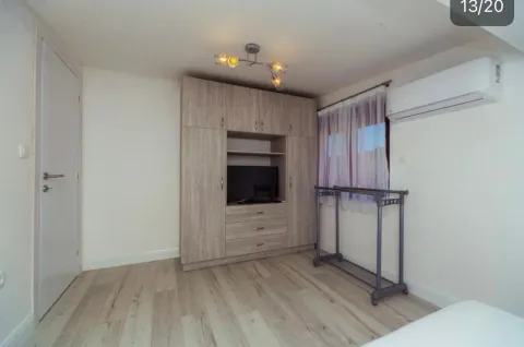 Rent, two bedroom apartment, 70m², Petrovac, Budva - image 10