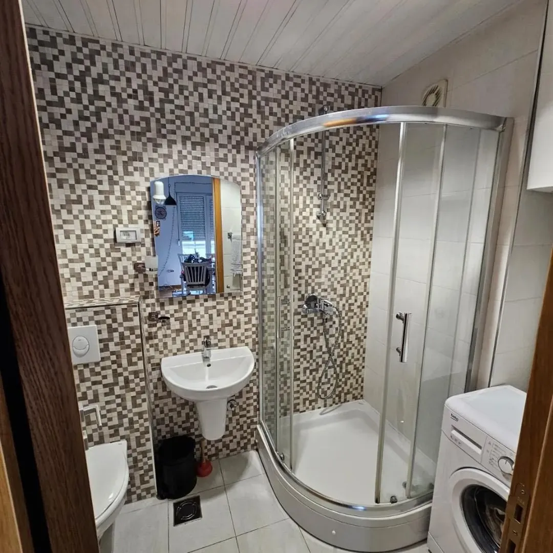 Izdavanje, jednosoban stan, 50m², City Kvart, Podgorica