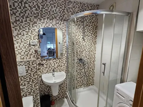 Rent, one bedroom apartment, 50m², City Kvart, Podgorica - image 9