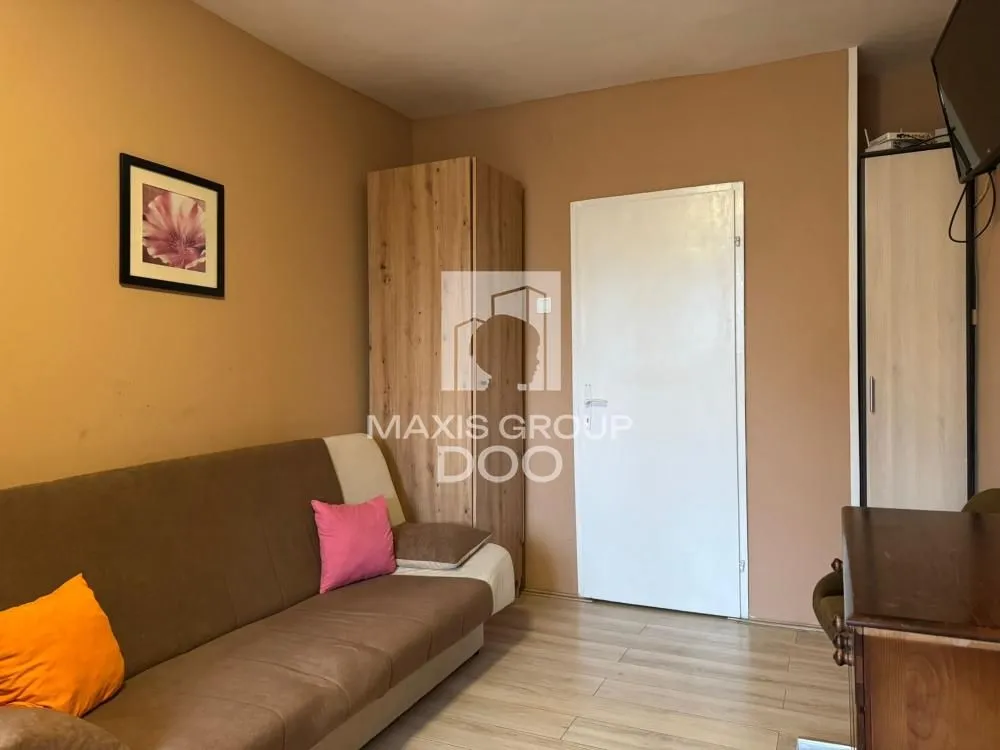 Izdavanje, jednosoban stan, 40m², Savski Venac, Beograd