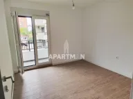 Prodaja, trosoban stan, 68m², Olimp, Zvezdara Sve Podlokacije - image 9