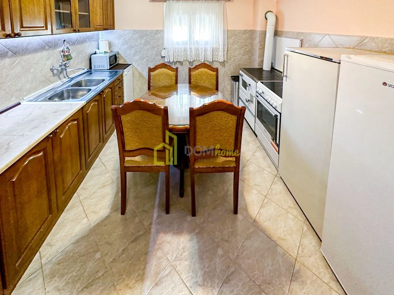 Rent, two bedroom apartment, 70m², Murtovina, Podgorica