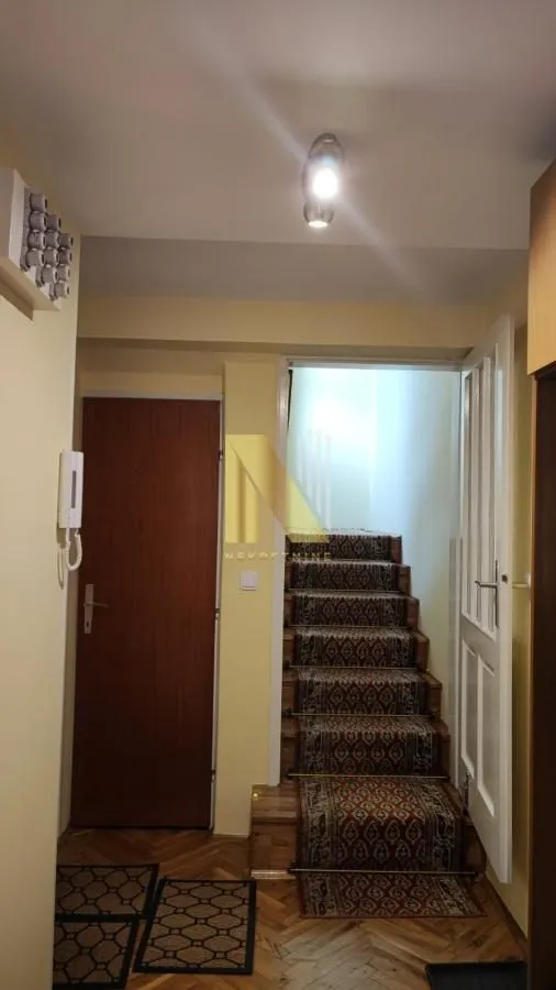Izdavanje, jednosoban stan, 37m², Salajka, Novi Sad Sve Podlokacije