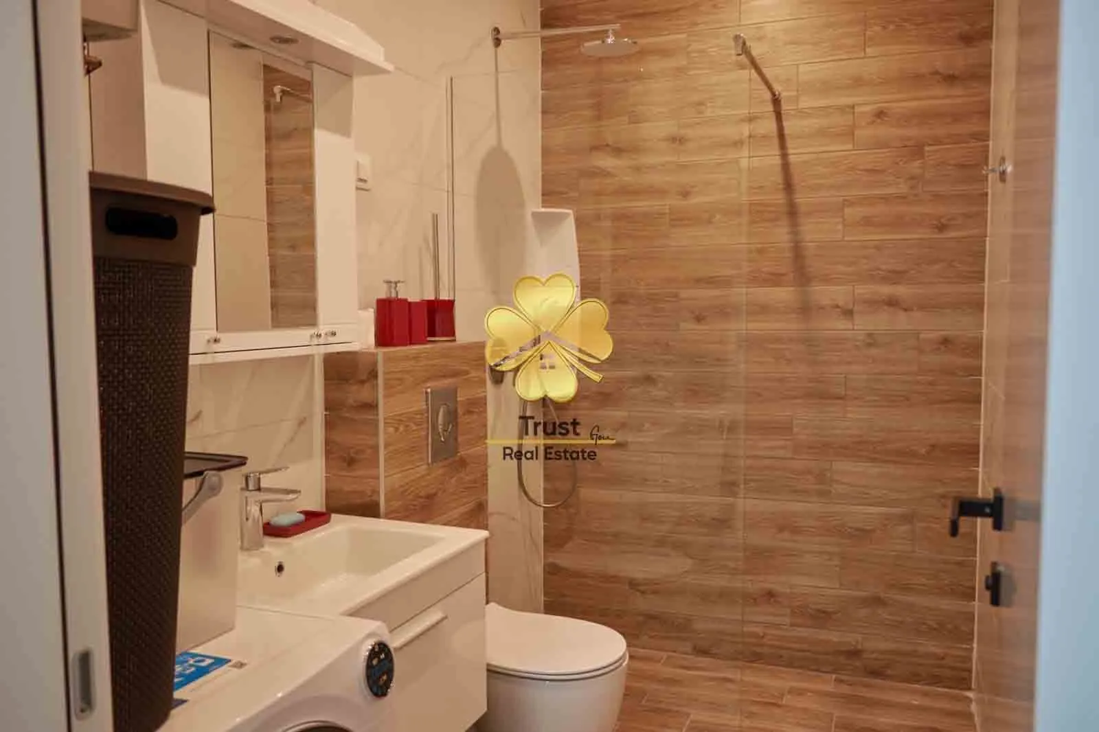 Rent, studio apartment, 35m², Momišići, Podgorica