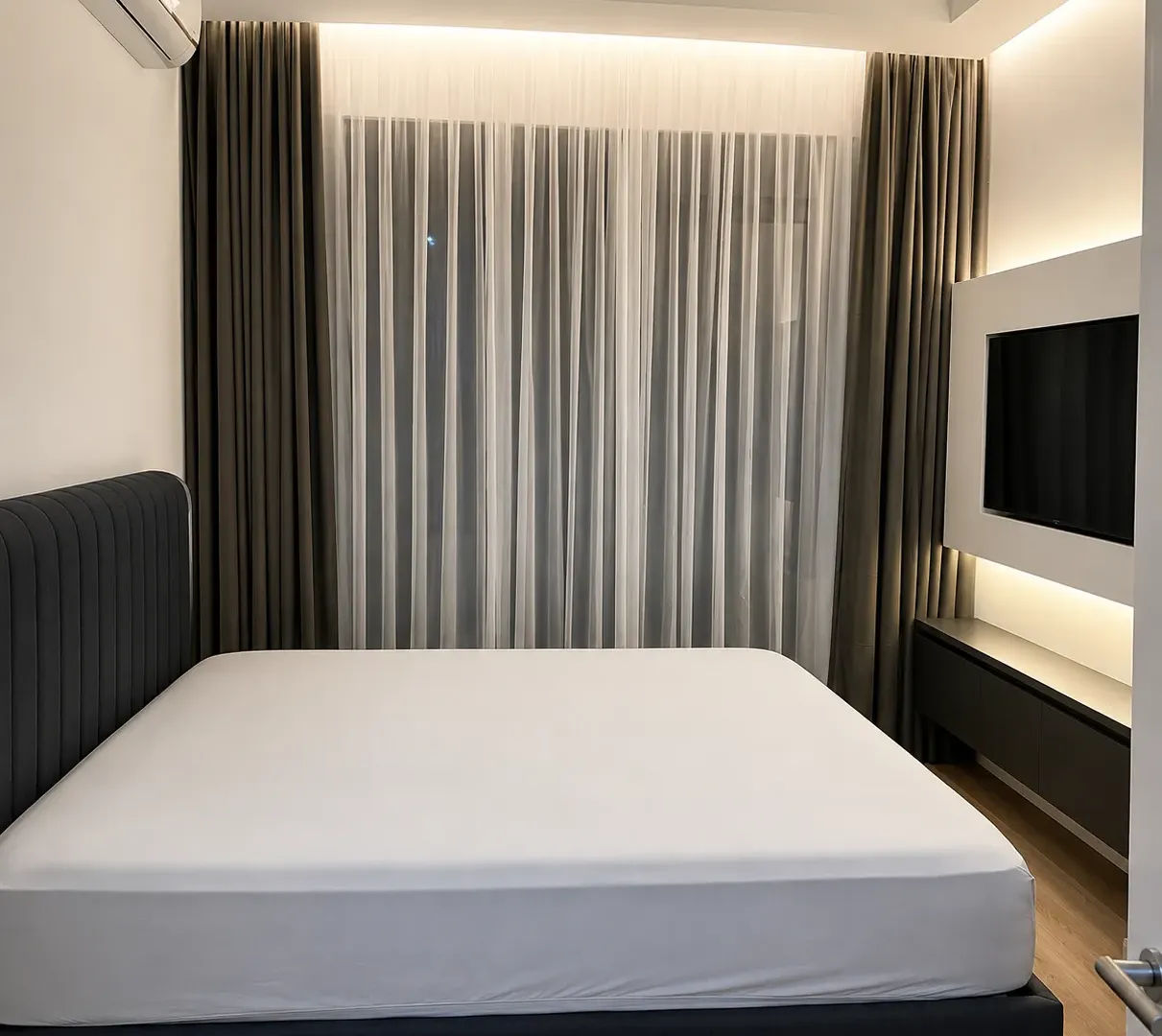Prodaja, dvosoban stan, 78m², Soho City, Bar