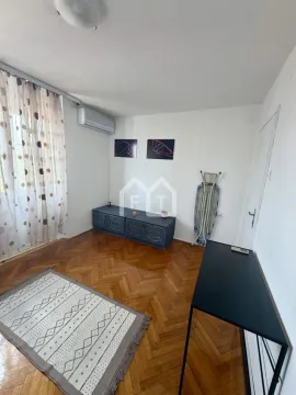 Rent, two bedroom apartment, 52m², Južni Bulevar, Vračar Sve Podlokacije - image 12