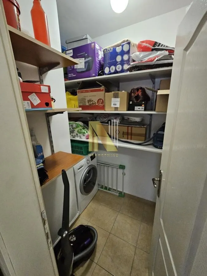 Prodaja, trosoban stan, 68m², Nova Detelinara, Novi Sad Sve Podlokacije