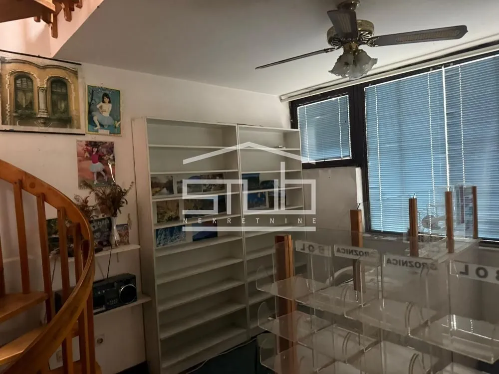 Sale, office space, 32m², Vidikovački venac, Rakovica