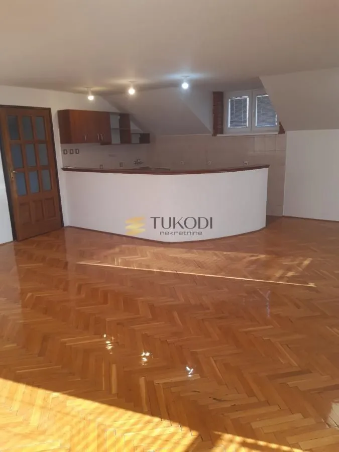 Rent, office space, 303m², Telep, Novi Sad Sve Podlokacije
