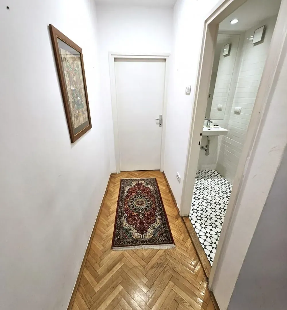 Rent, four bedroom apartment, 143m², Kalenić Pijaca, Vračar Sve Podlokacije