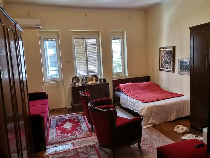 Prodaja, trosoban stan, 94m², Stari Grad, Beograd