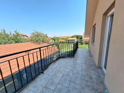 Prodaja, kuća, 219m², Veternička rampa, Novi Sad Sve Podlokacije - image 37