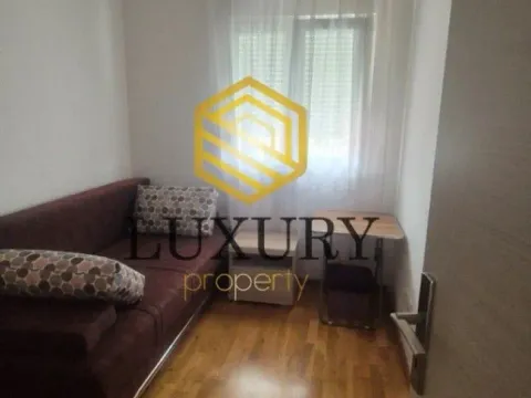 Izdavanje, dvosoban stan, 56m², City Kvart, Podgorica - image 13