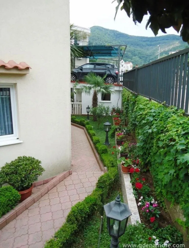 Sale, house, 200m², Budva, Crna Gora