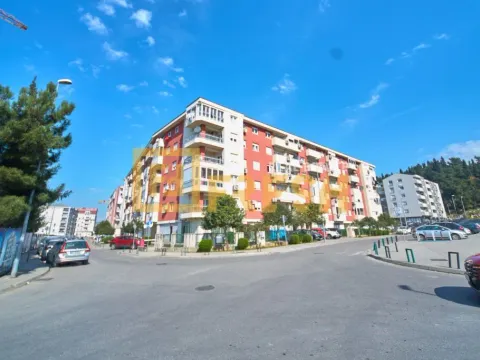 Rent, two bedroom apartment, 90m², Ljubović, Podgorica - image 1