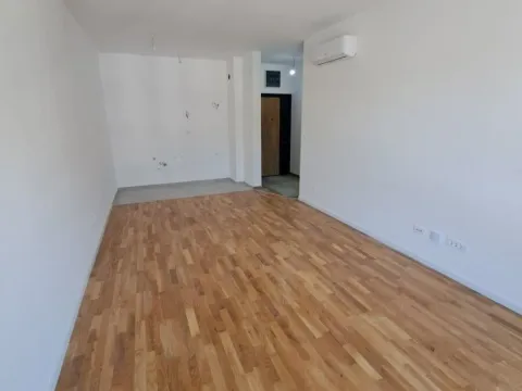 Prodaja, jednosoban stan, 45m², Tološi, Podgorica - image 1