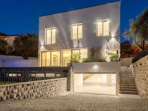 Prodaja, kuća, 240m², Kamenovo, Budva - image 35