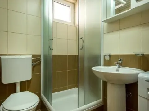 Sale, one bedroom apartment, 35m², Bečići, Budva - image 6