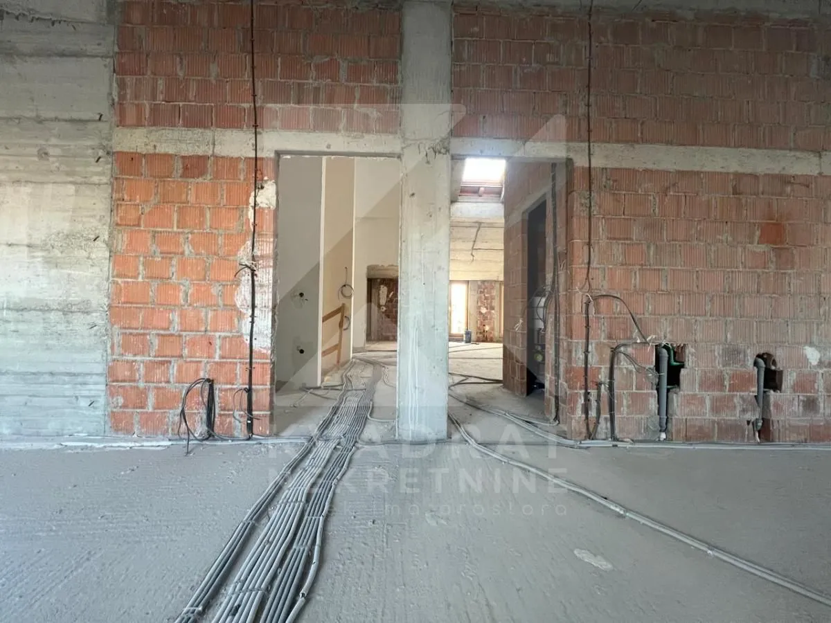 Rent, office space, 864m², Centar, Podgorica