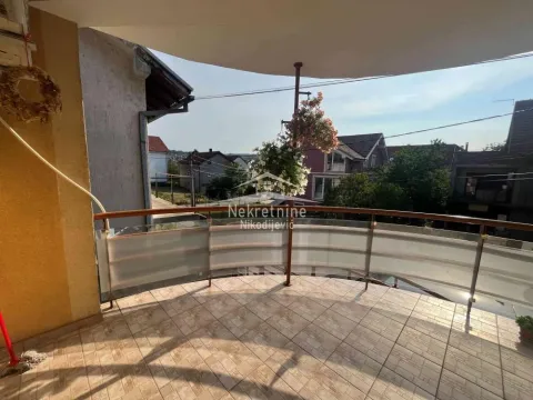 Kuća in Kaludjerica