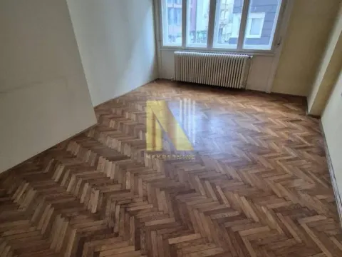 Izdavanje, poslovni prostor, 122m², Centar, Novi Sad - image 15