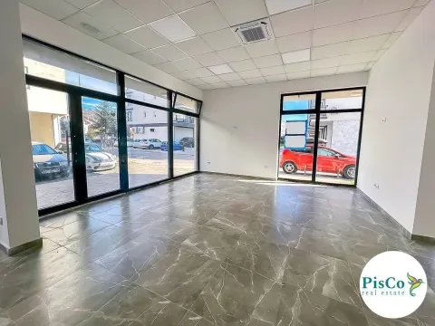 Izdavanje, poslovni prostor, 182m², Blok 9, Podgorica - image 3