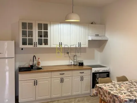 Prodaja, jednosoban stan, 40m², Zabjelo, Podgorica - image 1