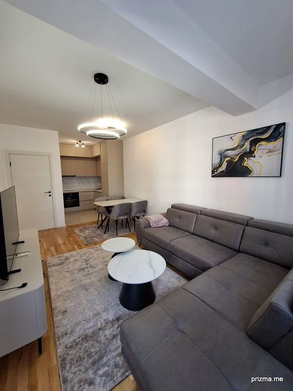 Rent, one bedroom apartment, 43m², Stari Aerodrom, Podgorica