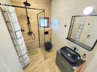 Izdavanje, kuća, 200m², Kuljače, Budva - image 6