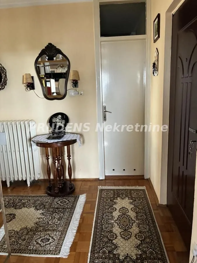 Prodaja, četvorosoban stan, 94m², Čukarica, Beograd