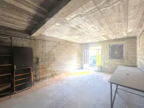 Prodaja, kuća, 159m², Malo Brdo, Podgorica - image 20