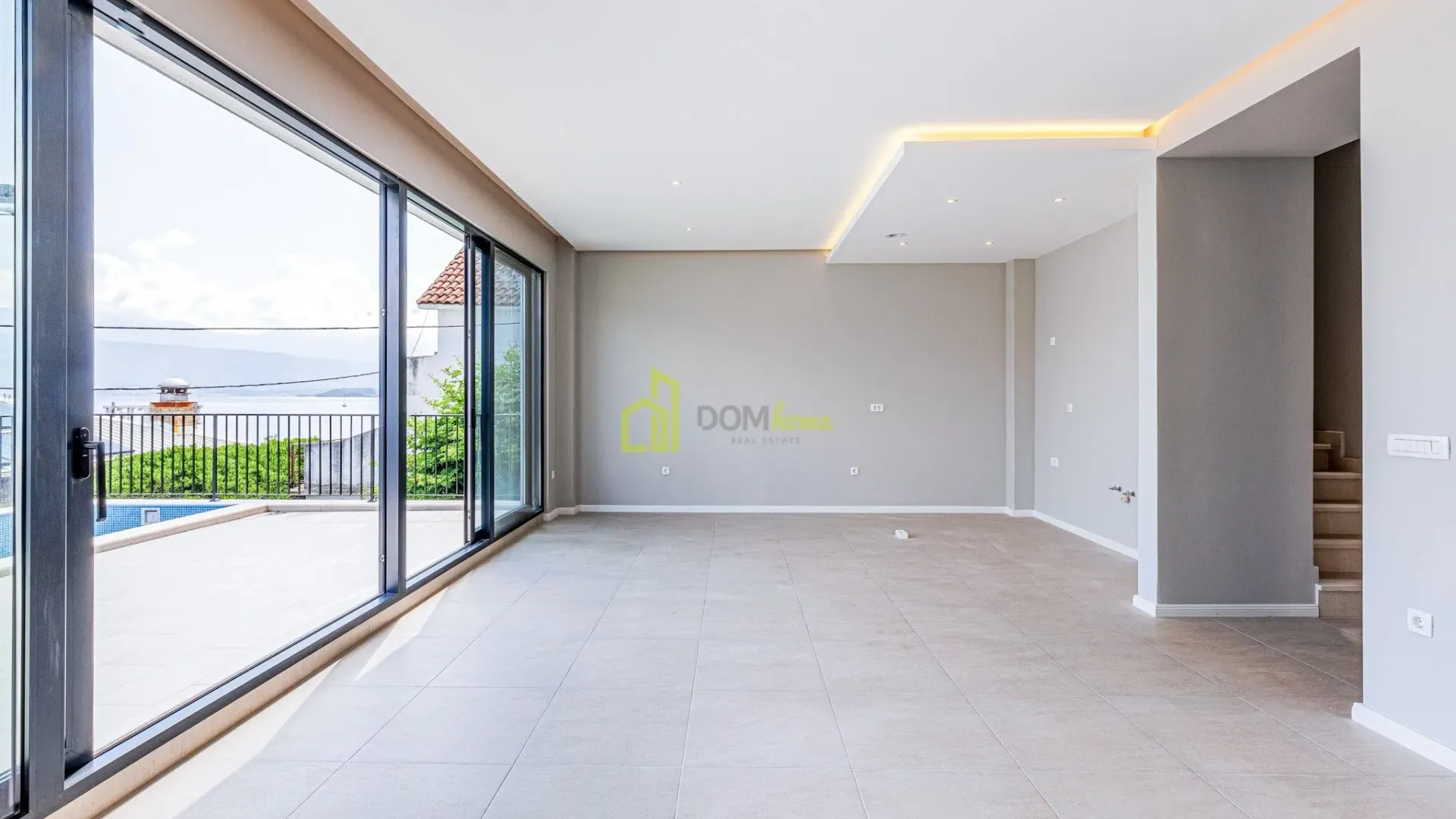 Prodaja, kuća, 200m², Krašići, Tivat