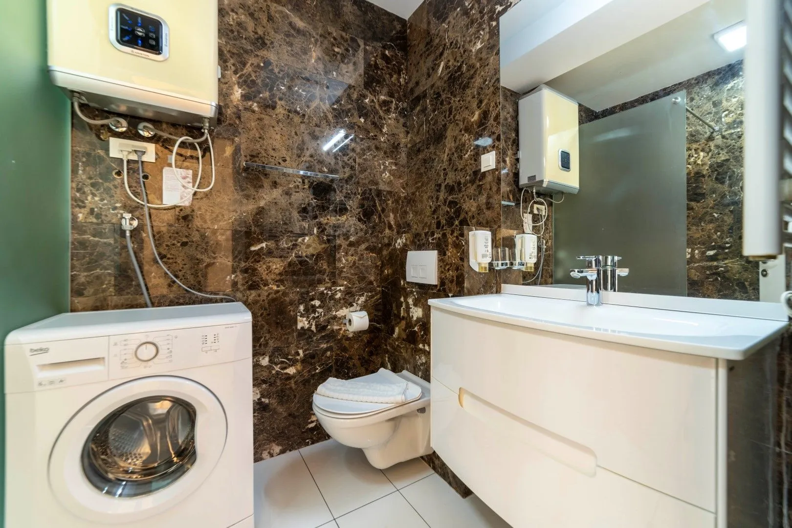 Sale, two bedroom apartment, 85m², Centar, Budva