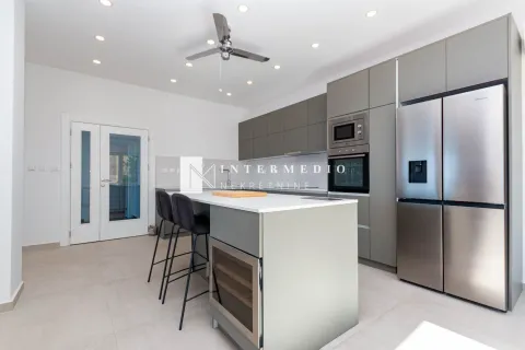 Prodaja, kuća, 338m², Podi, Herceg Novi - image 7